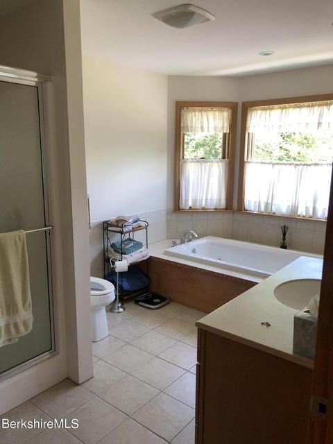 1387 E Windsor Rd, Windsor, MA 01270 photo 17