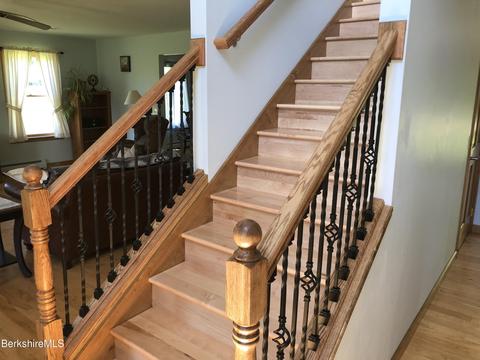 1387 E Windsor Rd, Windsor, MA 01270 photo 5