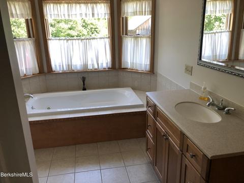 1387 E Windsor Rd, Windsor, MA 01270 photo 16