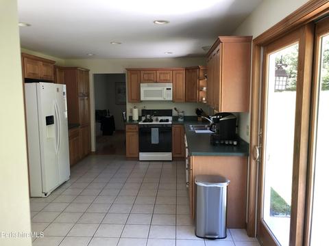 1387 E Windsor Rd, Windsor, MA 01270 photo 11