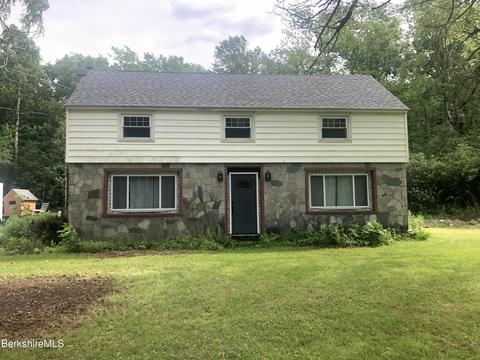 16 Mohawk Trl, Florida, MA 01247