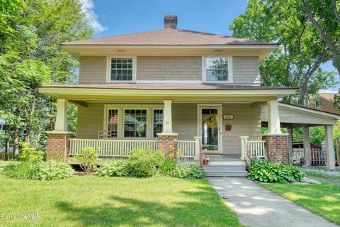 21 Whitehead Pl, Pittsfield, MA 01201 photo 1