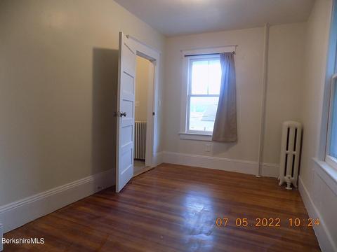 2 Summit Ave, Adams, MA 01220 photo 31