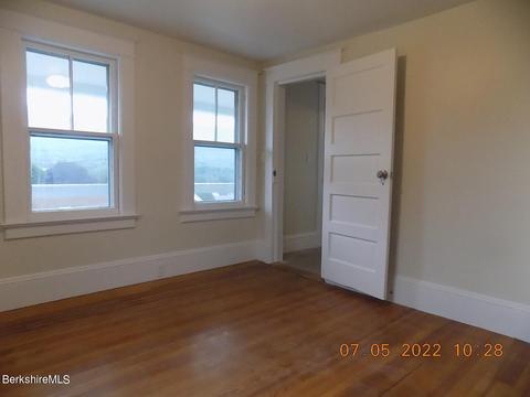 2 Summit Ave, Adams, MA 01220 photo 27