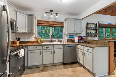 300 Moose Dr, Lee, MA 01238 photo 13