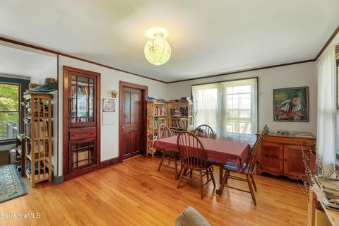 50 Circular Ave, Lee, MA 01238 photo 11