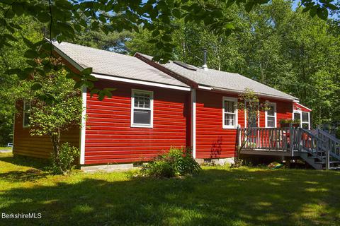 7 Cornell Ln, Peru, MA 01235 photo 1