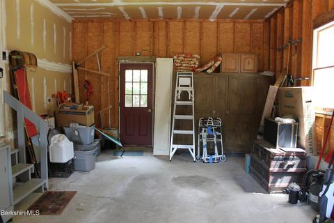 67 Howe Rd, Pittsfield, MA 01201 photo 41