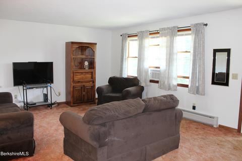 67 Howe Rd, Pittsfield, MA 01201 photo 15