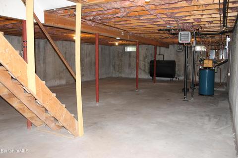 67 Howe Rd, Pittsfield, MA 01201 photo 33