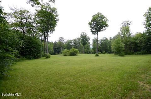E Dugway Rd, Lenox, MA 01240