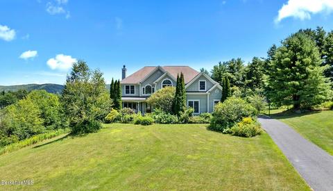 11 Melville Ct, Lenox, MA 01240