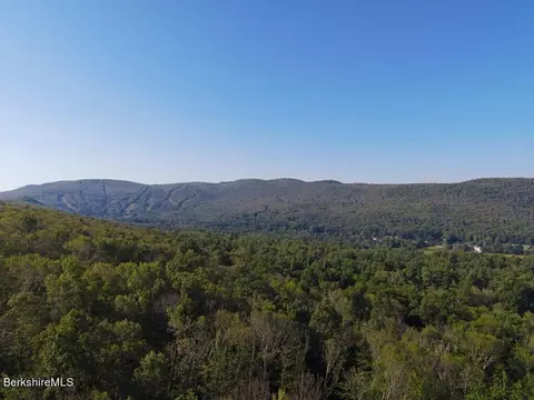 44 Blue Hill Rd, Great Barrington, MA 01230