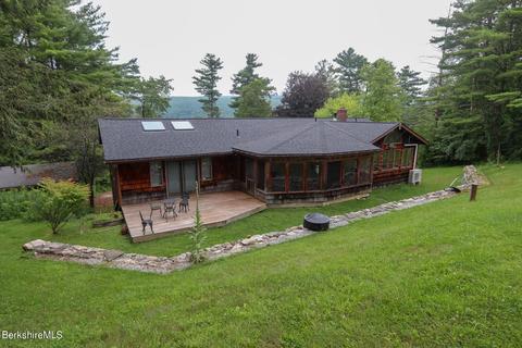 163 N Plain Rd, Great Barrington, MA 01230