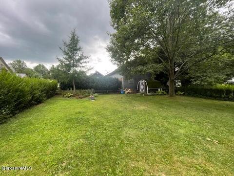57 Maple St, Williamstown, MA 01267 photo 27