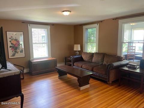 57 Maple St, Williamstown, MA 01267 photo 4