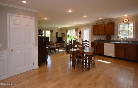 1540 E Windsor Rd, Windsor, MA 01270 photo 11