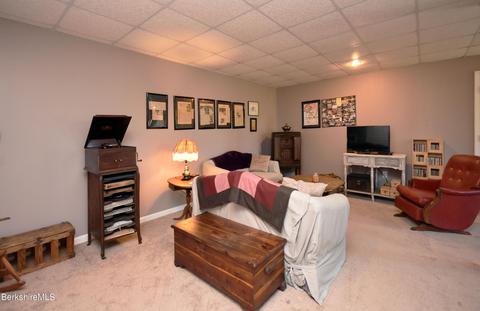 1540 E Windsor Rd, Windsor, MA 01270 photo 33