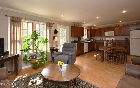 1540 E Windsor Rd, Windsor, MA 01270 photo 7
