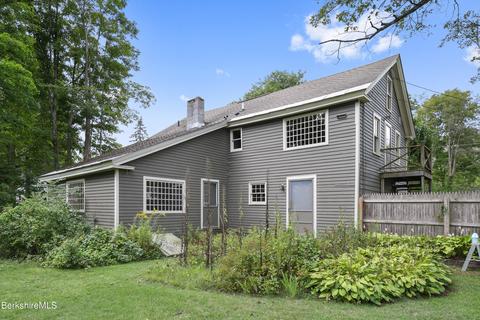 269 E Main St, Sheffield, MA 01222 photo 3