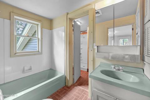 269 E Main St, Sheffield, MA 01222 photo 22