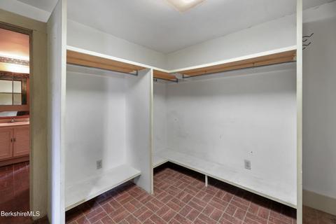 269 E Main St, Sheffield, MA 01222 photo 13