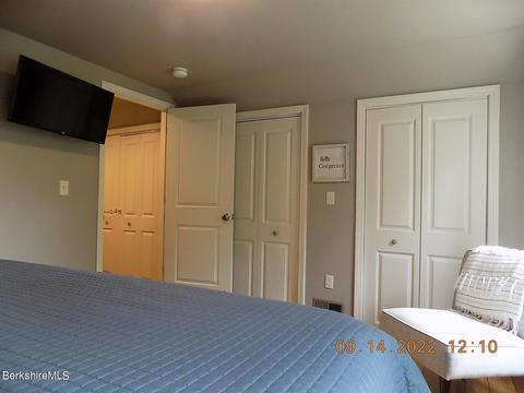 14 Elm St, Lenox, MA 01240 photo 19