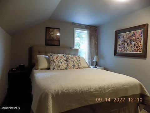 14 Elm St, Lenox, MA 01240 photo 22