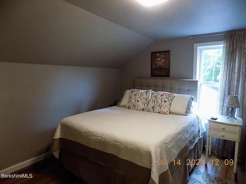 14 Elm St, Lenox, MA 01240 photo 21