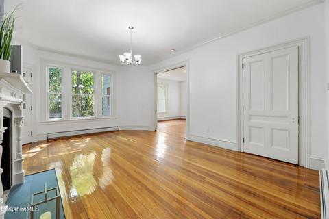 75 Appleton Ave, Pittsfield, MA 01201 photo 6