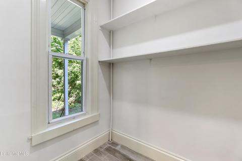 75 Appleton Ave, Pittsfield, MA 01201 photo 12