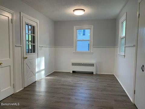 345 East St, Lee, MA 01238 photo 15