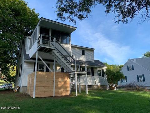 345 East St, Lee, MA 01238 photo 9