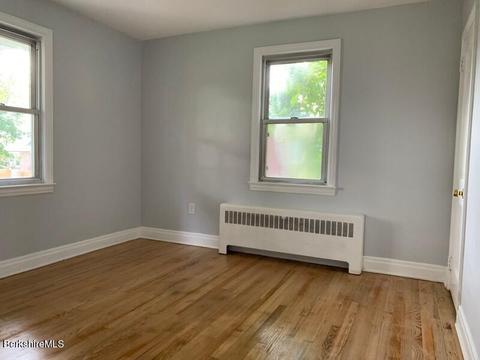 345 East St, Lee, MA 01238 photo 23