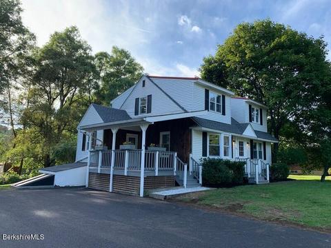 345 East St, Lee, MA 01238 photo 4
