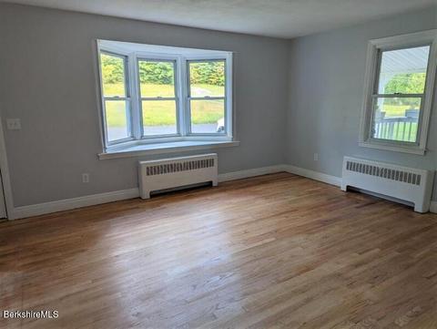 345 East St, Lee, MA 01238 photo 18