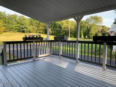 345 East St, Lee, MA 01238 photo 11