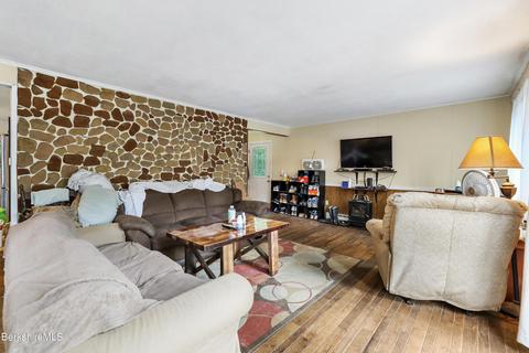 1240 Cape St, Lee, MA 01238 photo 10