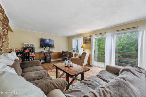 1240 Cape St, Lee, MA 01238 photo 9