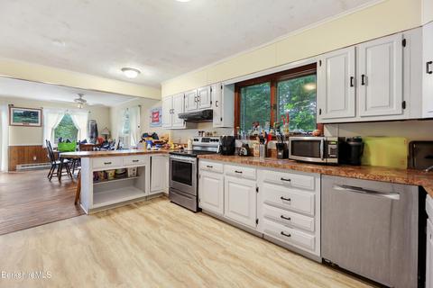 1240 Cape St, Lee, MA 01238 photo 6