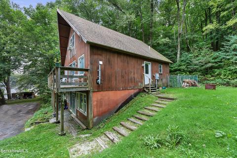 1240 Cape St, Lee, MA 01238 photo 2