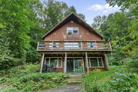 1240 Cape St, Lee, MA 01238 photo 3