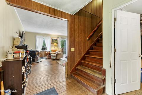 1240 Cape St, Lee, MA 01238 photo 12