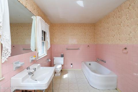 121 Bellevue Ave, Springfield, MA 01108 photo 34