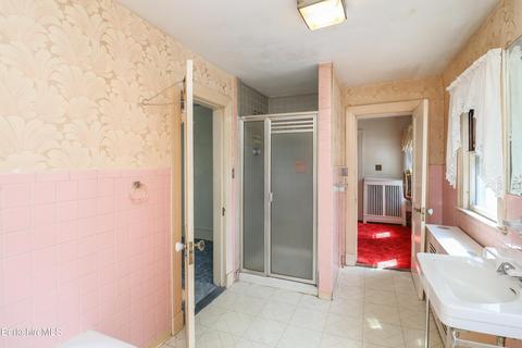 121 Bellevue Ave, Springfield, MA 01108 photo 38