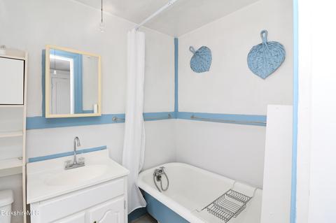 121 Bellevue Ave, Springfield, MA 01108 photo 54