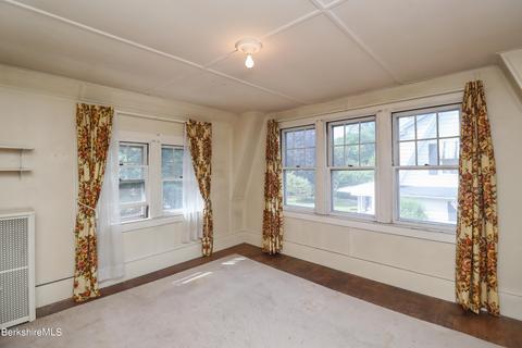 121 Bellevue Ave, Springfield, MA 01108 photo 27