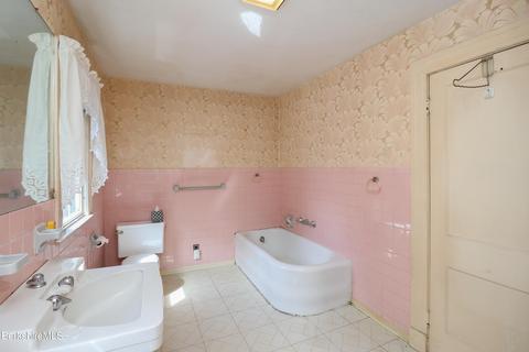 121 Bellevue Ave, Springfield, MA 01108 photo 35