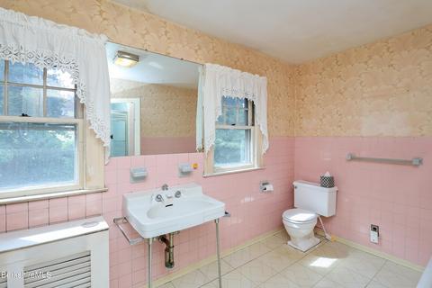 121 Bellevue Ave, Springfield, MA 01108 photo 33