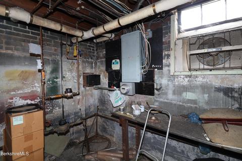 121 Bellevue Ave, Springfield, MA 01108 photo 70